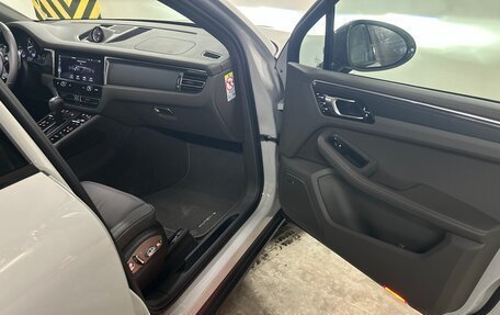 Porsche Macan I рестайлинг, 2025 год, 11 290 000 рублей, 16 фотография