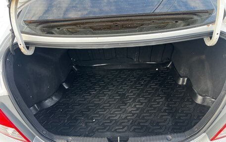 Hyundai Solaris II рестайлинг, 2011 год, 520 000 рублей, 13 фотография