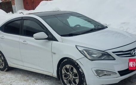 Hyundai Solaris II рестайлинг, 2015 год, 539 000 рублей, 2 фотография