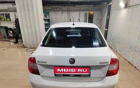 Skoda Rapid I, 2016 год, 700 000 рублей, 2 фотография