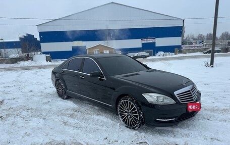 Mercedes-Benz S-Класс, 2006 год, 1 320 000 рублей, 1 фотография