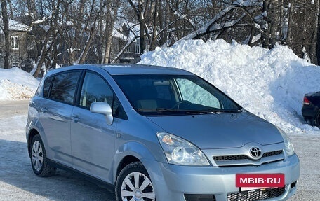 Toyota Corolla Verso I, 2006 год, 550 000 рублей, 3 фотография
