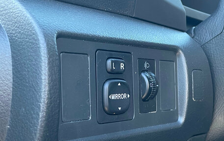 Toyota Corolla Verso I, 2006 год, 550 000 рублей, 17 фотография