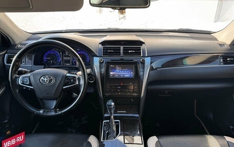 Toyota Camry, 2018 год, 1 790 000 рублей, 8 фотография