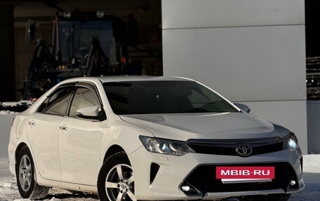 Toyota Camry, 2018 год, 1 790 000 рублей, 3 фотография
