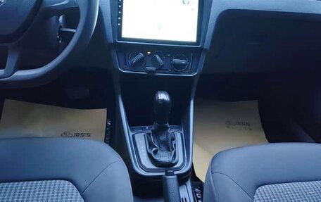 Volkswagen Santana, 2021 год, 1 220 000 рублей, 11 фотография