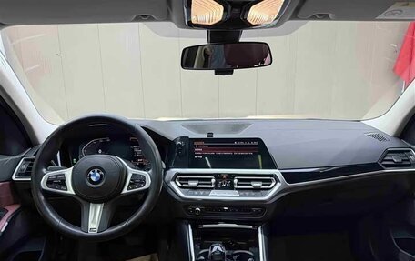 BMW 3 серия, 2022 год, 2 930 000 рублей, 8 фотография