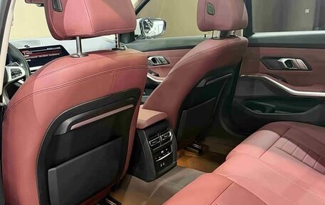 BMW 3 серия, 2022 год, 2 930 000 рублей, 10 фотография