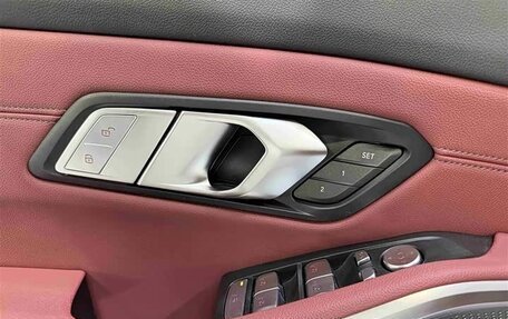 BMW 3 серия, 2022 год, 2 930 000 рублей, 12 фотография