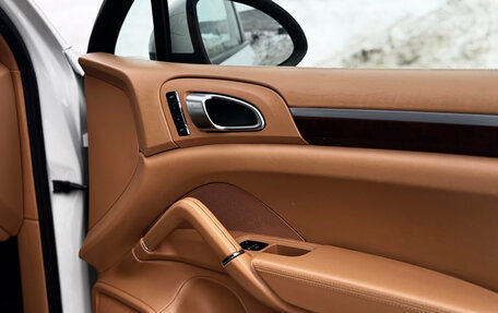 Porsche Cayenne III, 2012 год, 1 999 999 рублей, 19 фотография