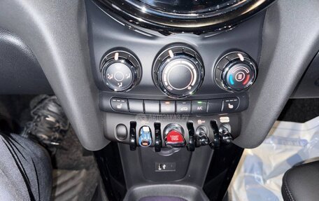 MINI Clubman, 2022 год, 2 100 000 рублей, 8 фотография