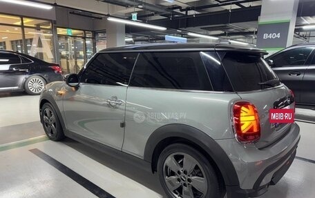 MINI Clubman, 2022 год, 2 100 000 рублей, 5 фотография