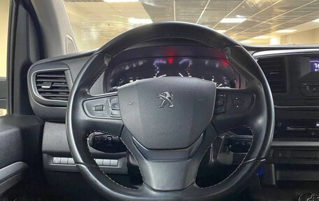 Peugeot Traveller I, 2020 год, 2 912 000 рублей, 15 фотография