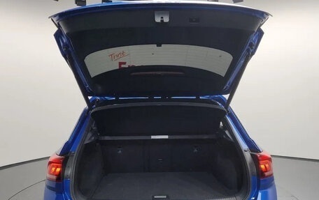 Volkswagen T-Roc I, 2023 год, 1 560 000 рублей, 6 фотография