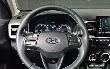 Hyundai Venue I, 2022 год, 2 150 000 рублей, 13 фотография