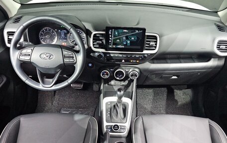 Hyundai Venue I, 2022 год, 2 150 000 рублей, 2 фотография