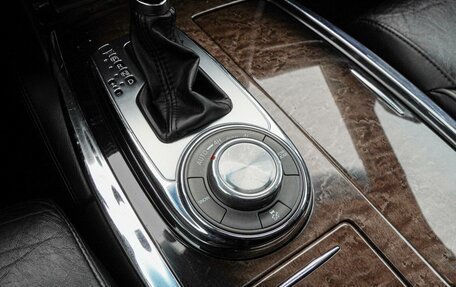 Infiniti QX56, 2010 год, 1 819 000 рублей, 19 фотография