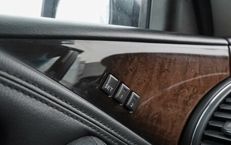 Infiniti QX56, 2010 год, 1 819 000 рублей, 23 фотография