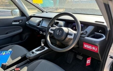 Honda Fit, 2021 год, 1 020 000 рублей, 14 фотография