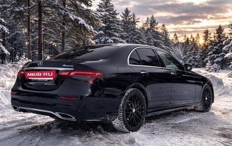 Mercedes-Benz E-Класс, 2022 год, 6 490 000 рублей, 3 фотография