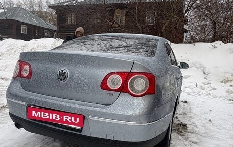 Volkswagen Passat B6, 2006 год, 570 000 рублей, 3 фотография