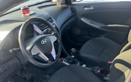 Hyundai Solaris II рестайлинг, 2014 год, 520 000 рублей, 1 фотография