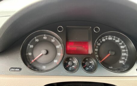 Volkswagen Passat B6, 2006 год, 570 000 рублей, 12 фотография