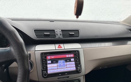 Volkswagen Passat B6, 2006 год, 570 000 рублей, 10 фотография