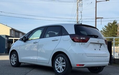 Honda Fit, 2022 год, 950 000 рублей, 7 фотография