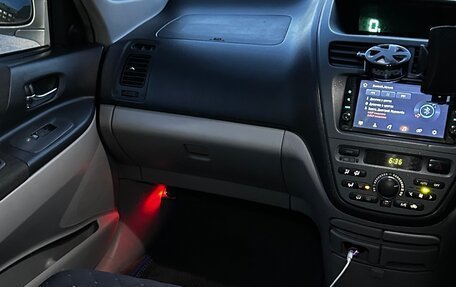 Toyota Opa I рестайлинг, 2000 год, 570 000 рублей, 14 фотография