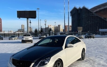 Mercedes-Benz E-Класс, 2012 год, 1 620 000 рублей, 3 фотография