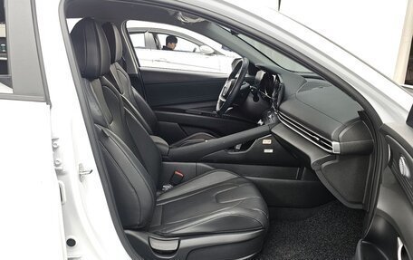 Hyundai Avante, 2023 год, 1 850 000 рублей, 4 фотография