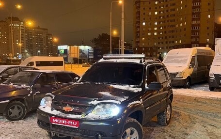 Chevrolet Niva I рестайлинг, 2012 год, 420 000 рублей, 1 фотография