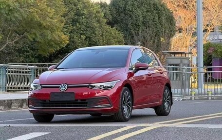 Volkswagen Golf VII, 2021 год, 1 890 000 рублей, 1 фотография