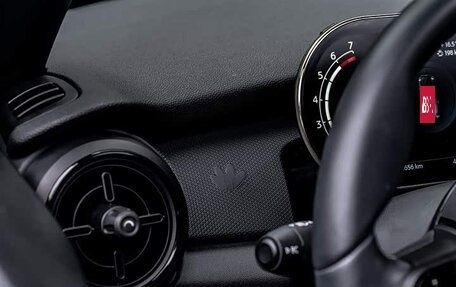 MINI Hatch, 2023 год, 2 412 600 рублей, 7 фотография