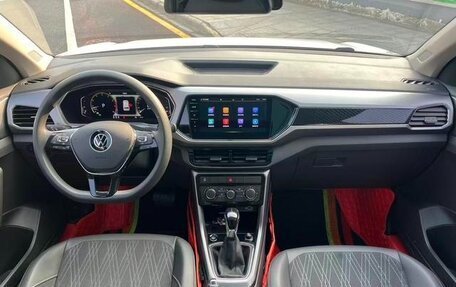 Volkswagen T-Cross I, 2022 год, 1 410 000 рублей, 9 фотография