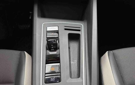 Volkswagen Golf VII, 2021 год, 1 900 000 рублей, 22 фотография