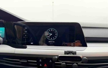 Volkswagen Golf VII, 2021 год, 1 900 000 рублей, 18 фотография