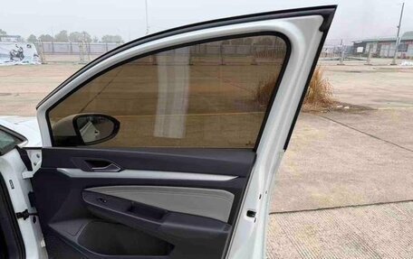 Volkswagen Golf VII, 2021 год, 1 900 000 рублей, 17 фотография