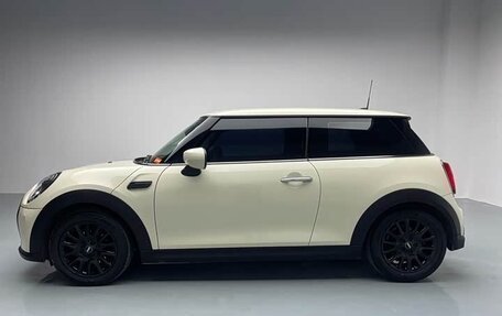 MINI Hatch, 2022 год, 1 848 600 рублей, 2 фотография