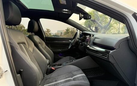 Volkswagen Golf VII, 2021 год, 1 990 000 рублей, 14 фотография