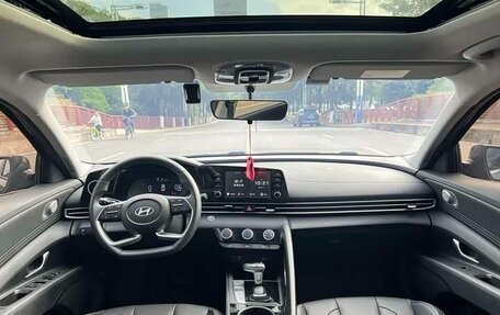 Hyundai Elantra, 2023 год, 1 344 978 рублей, 12 фотография