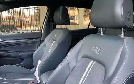 Volkswagen Golf VII, 2021 год, 1 900 000 рублей, 12 фотография