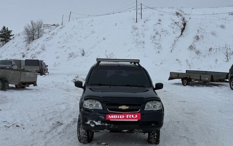 Chevrolet Niva I рестайлинг, 2012 год, 420 000 рублей, 2 фотография