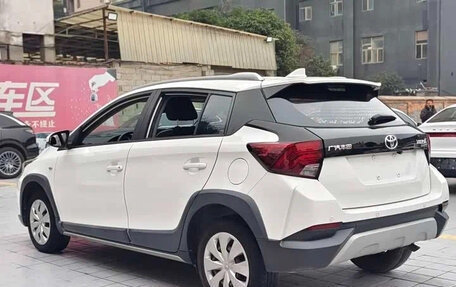 Toyota Yaris XP150 рестайлинг, 2021 год, 1 240 000 рублей, 4 фотография