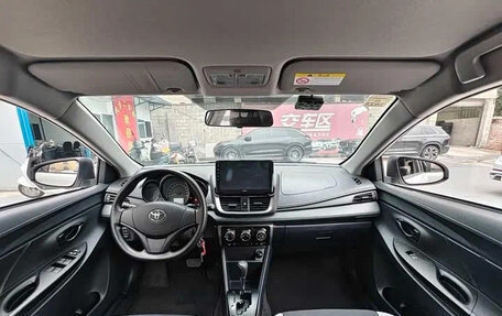 Toyota Yaris XP150 рестайлинг, 2021 год, 1 240 000 рублей, 17 фотография