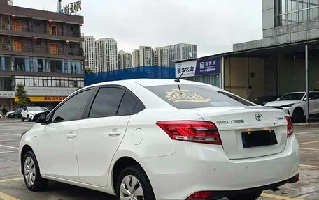 Toyota Yaris XP150 рестайлинг, 2021 год, 1 170 000 рублей, 3 фотография