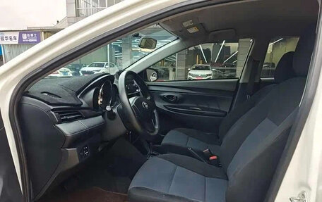 Toyota Yaris XP150 рестайлинг, 2021 год, 1 170 000 рублей, 18 фотография