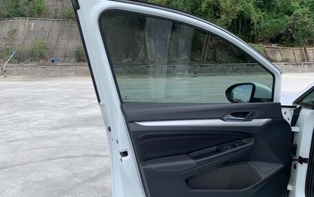 Volkswagen Golf VII, 2021 год, 1 990 000 рублей, 10 фотография