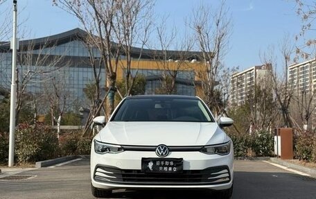 Volkswagen Golf VII, 2021 год, 1 990 000 рублей, 2 фотография